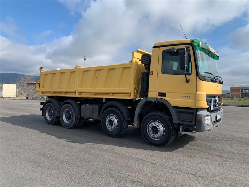 (α/α: 2883) Ανατροπή, Mercedes-Benz ACTROS 3241 MILLER KIPPER
